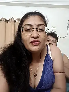 LAVERNIYA  online show from September 19, 7:13 pm