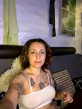 Hawitxui online show from October 20, 6:00 pm