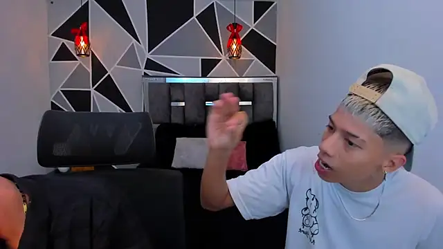 Juan Nd Steven online show from May 8, 11:17 pm