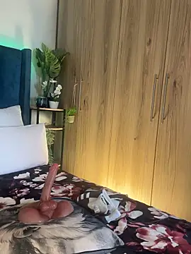 Dime-   online show from May 9, 11:56 am