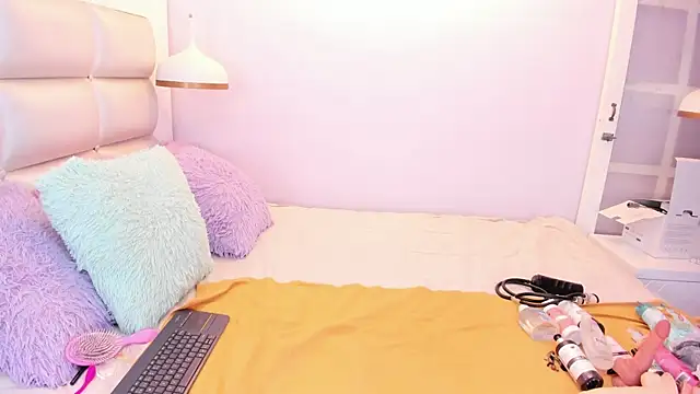 kaory azumi online show from October 17, 7:06 pm