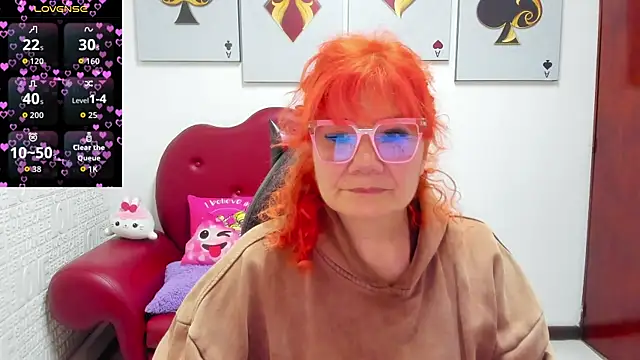 Salomeediaz  online show from May 12, 9:21 pm