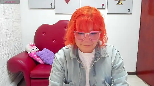 Salomeediaz  online show from May 11, 9:12 pm