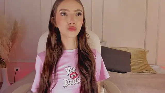Mariapettit online show from May 9, 1:24 pm