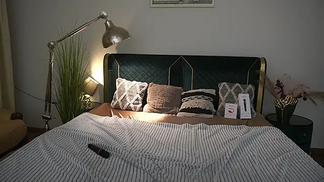 PamelaXX  online show from May 19, 1:56 am