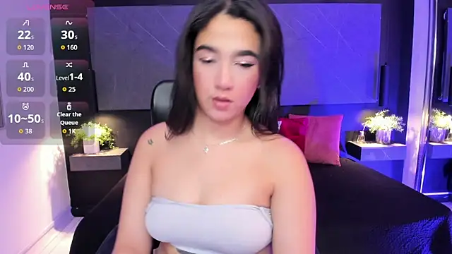SaraaMills online show from May 20, 3:47 am