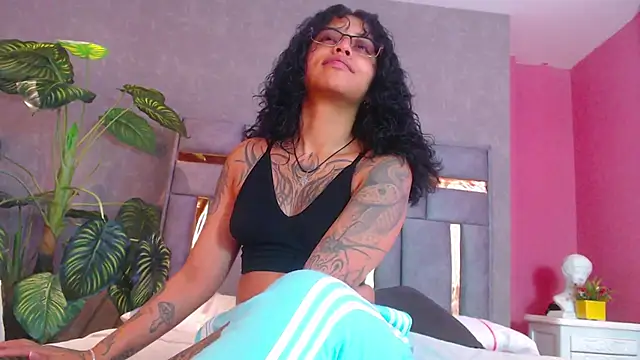 JuliaRose ks online show from December 18, 12:32 pm