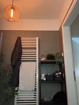 Elenascrib online show from December 14, 9:26 am