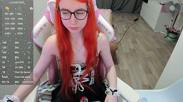 Malina Lovely online show from October 9, 8:46 pm