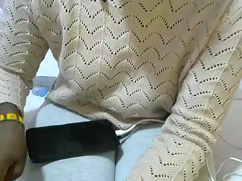 winnie254 online show from October 23, 3:07 pm