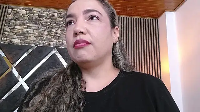 marie hss online show from February 24, 8:40 pm