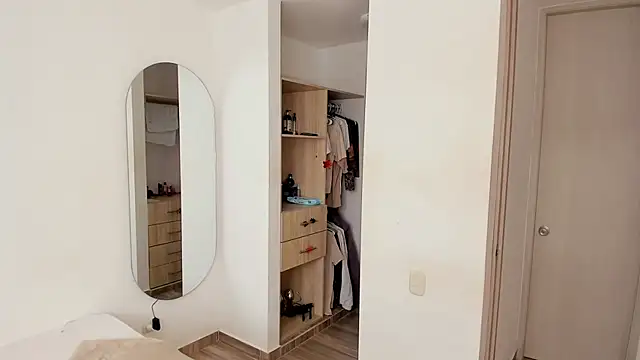 rose scottt online show from November 13, 5:34 pm