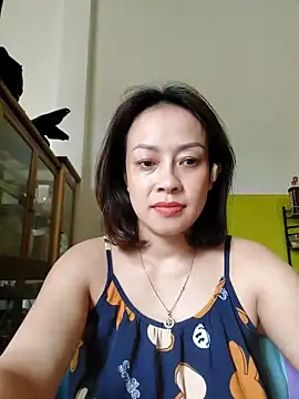 Snapshot of Baby-bigboobs2024 chatting on September 14, 8:23 am Baby-bigboobs2024 online show from September 14, 8:23 am