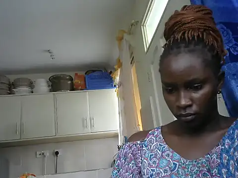 Queen-flozy online show from January 6, 6:28 am