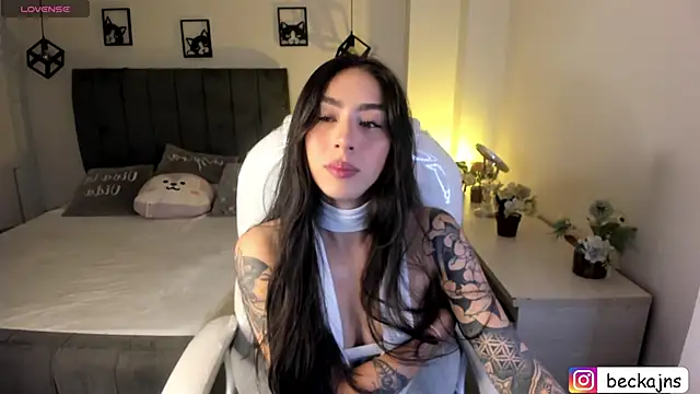 Snapshot of Beck_jones chatting on September 24, 2:05 pm Beck jones online show from September 24, 2:05 pm