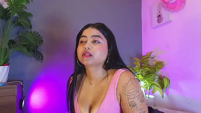 jade brunnette online show from May 21, 8:18 pm