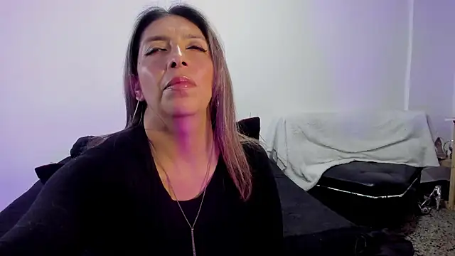 Snapshot of MichelleManson chatting on September 30, 9:59 am MichelleManson online show from September 30, 9:59 am
