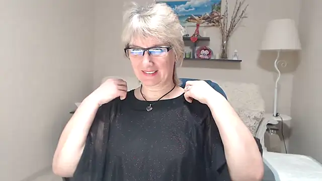 FleurMays online show from February 12, 4:14 am