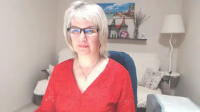FleurMays online show from May 22, 4:21 am