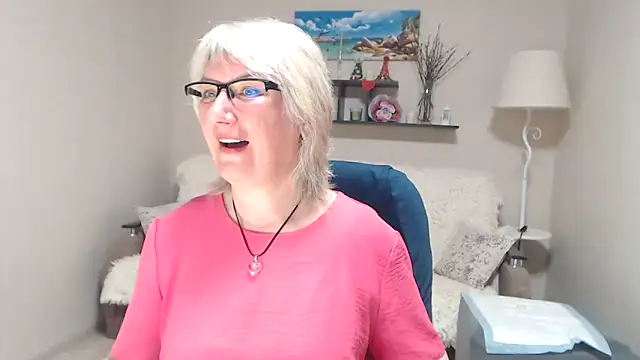 FleurMays online show from May 6, 6:17 am