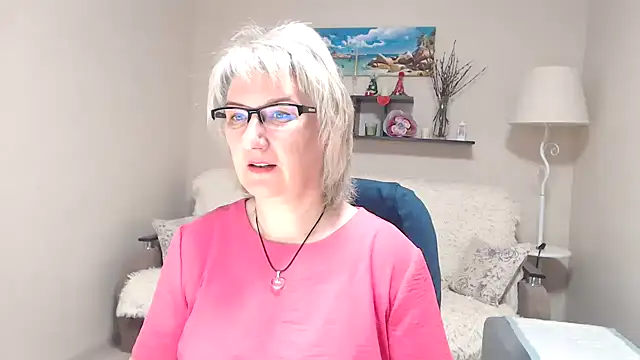 FleurMays online show from May 11, 3:41 am