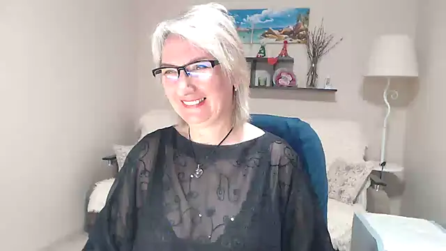 FleurMays online show from May 13, 5:57 am