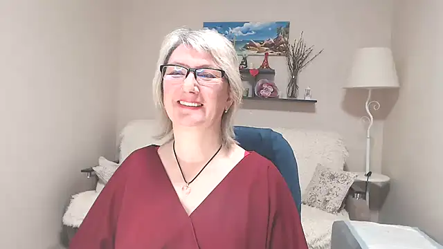 FleurMays online show from May 21, 4:10 am