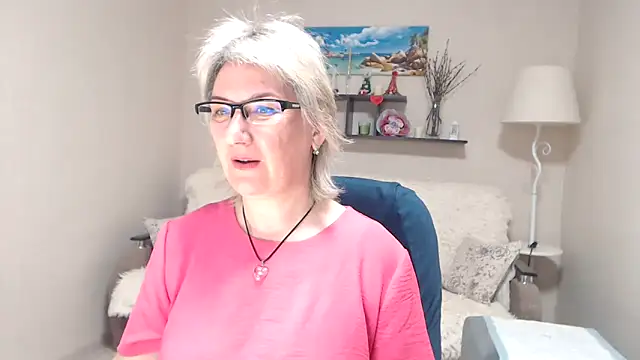 FleurMays online show from May 10, 2:57 am