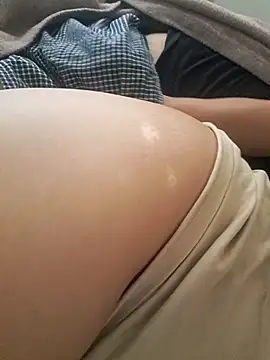 MakeMeCumAhh online show from October 17, 11:46 am