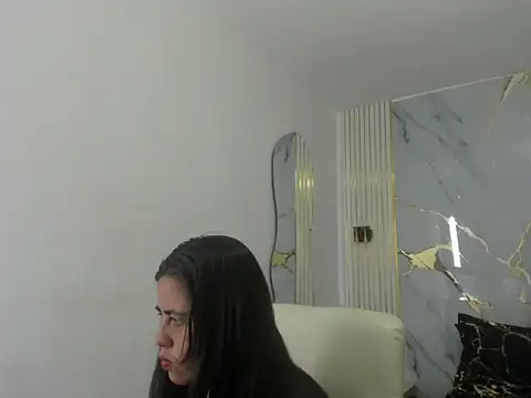 kathina giraldo online show from April 8, 1:02 pm