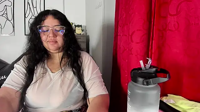 RubyPirsso18 online show from May 14, 8:58 pm