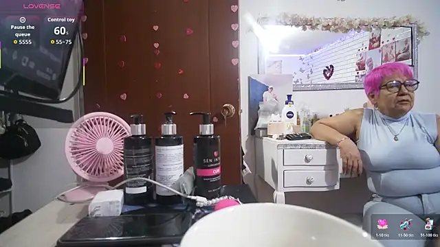 maturehot 65 online show from May 11, 11:24 pm