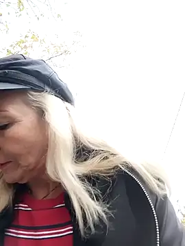 CassandraSandra44 online show from October 16, 9:34 am