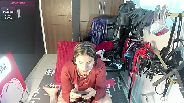 violet bdsmx online show from January 10, 8:24 pm