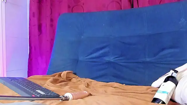 swetty loverss online show from February 18, 3:27 am