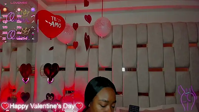 mia schwarz online show from February 15, 2:05 pm