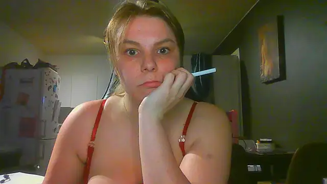 PetiteBeau online show from April 4, 10:52 pm