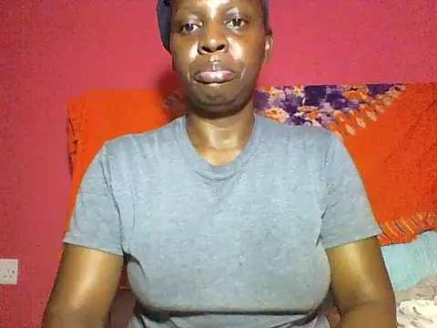 Sweeetie-p online show from October 9, 6:45 pm