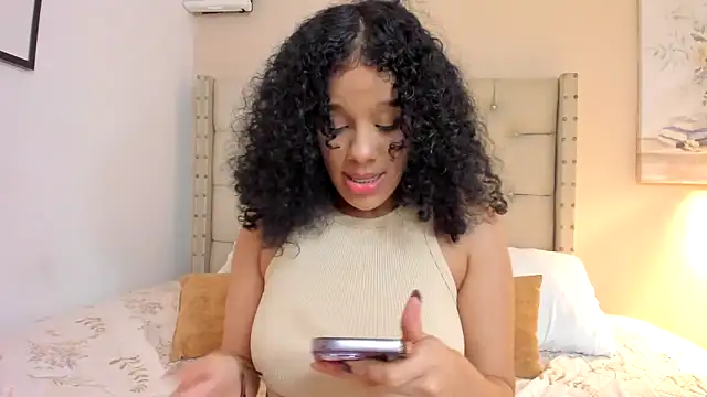 vanesasexyhot21 online show from May 22, 1:58 am