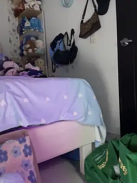 -Loren- online show from May 10, 12:51 pm