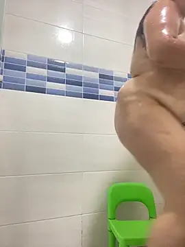 Im Amelia online show from April 6, 11:39 pm