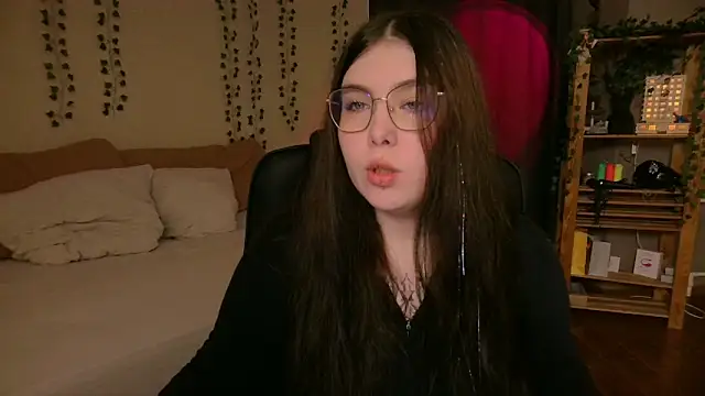 Arizonaa Muse online show from October 20, 1:30 am