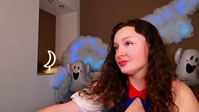 GloriNichols online show from November 1, 11:25 am