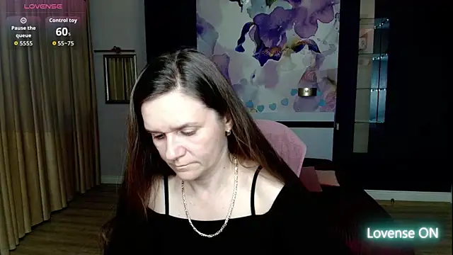 AriaGray online show from May 7, 7:39 pm