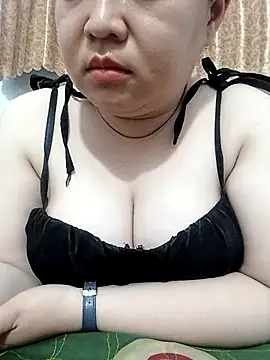 VyOanh2K online show from May 11, 4:04 pm