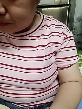 VyOanh2K online show from May 24, 2:54 am