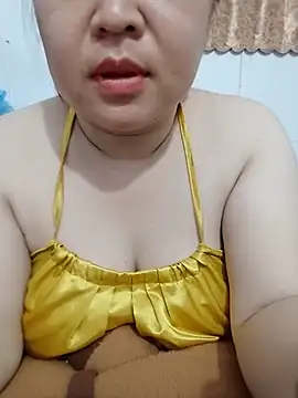 VyOanh2K online show from May 22, 4:38 pm