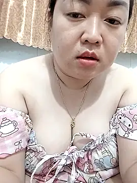 VyOanh2K online show from February 4, 4:43 pm