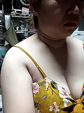 VyOanh2K online show from May 2, 4:21 pm