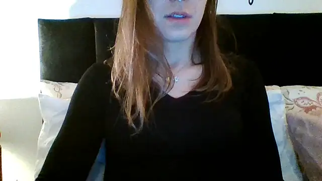 Shy Runner online show from July 17, 1:43 am